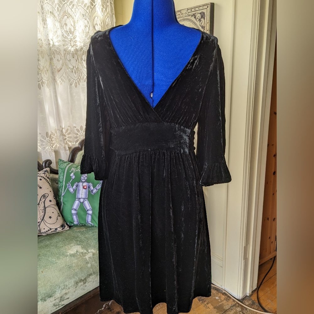Betsey Johnson black velvet boho dress sz 4